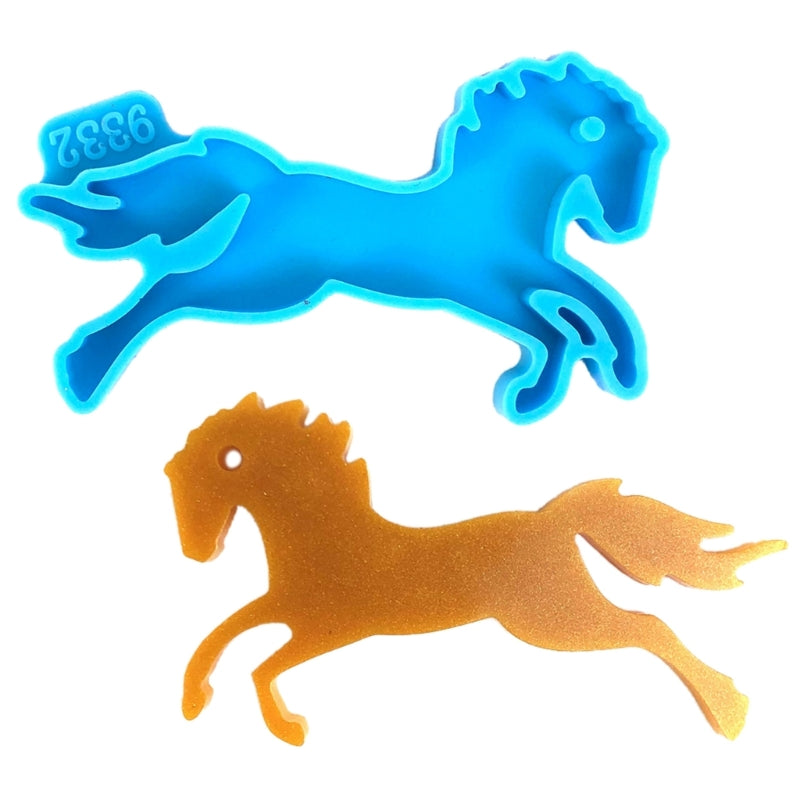 DIY Cute Horse Shaped Silicone Keyring Mold with Hole Handmade Lovely Animal Keychain Pendant Charm Epoxy Resin Casting Mould