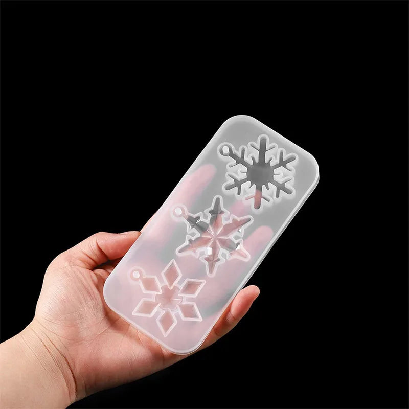 Christmas Hollow Snowflake Ornament Silicone Mold Soft Clear Mould Resin Craft Winter Embellishment DIY Pendants Jewelry Making