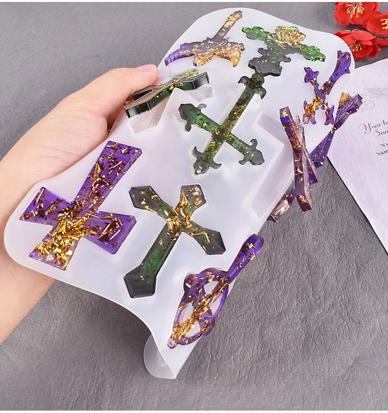 12pcs/set Halloween Cross Pendants Epoxy Resin Mold Silicone Mould for Jewelry Making DIY Crystal Keychain Crafts Casting Tools